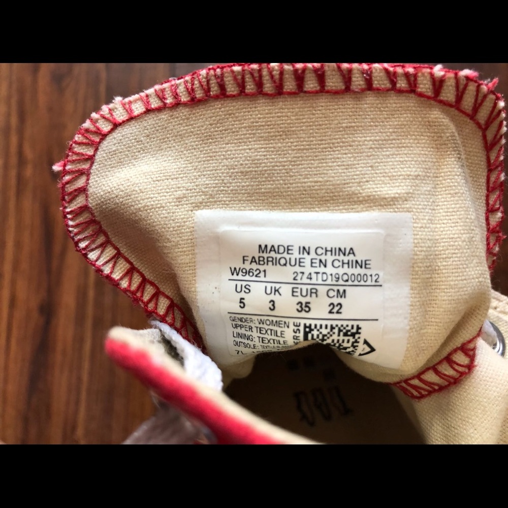 Red converse ❤️ - Picture 5 of 5